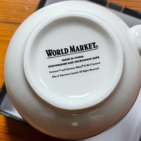 Downton Abby 2015 We Crawleys Stick Together Lady Mary Coffee Tea 14oz Mug Cup - Picture 9 of 13